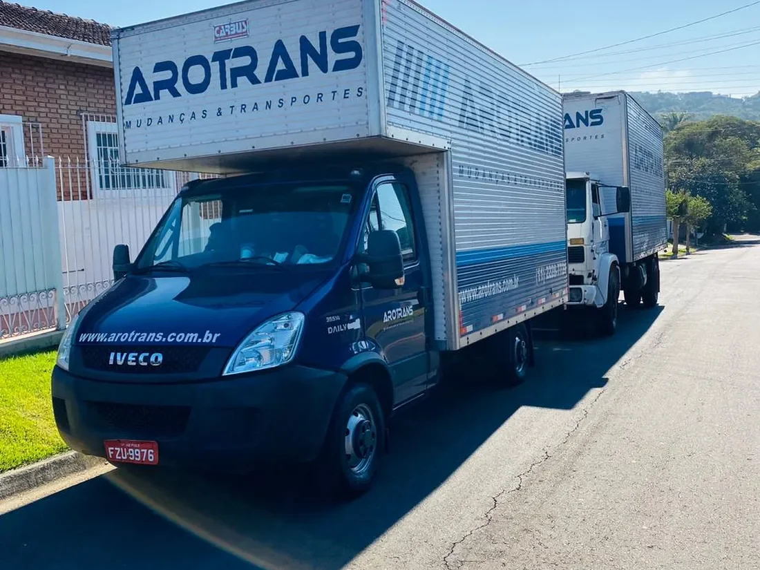Frota da Arotrans - imagem de apoio ao atendimento regional